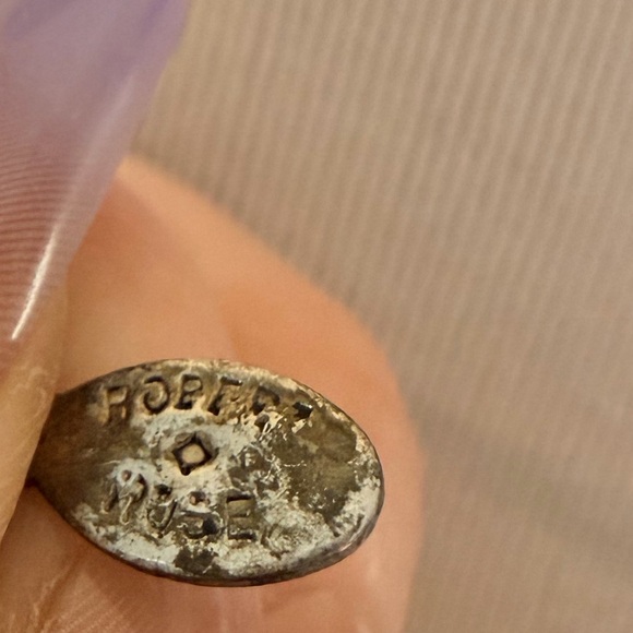 ROBERT ROSE Green Locket Necklace - Picture 6 of 6